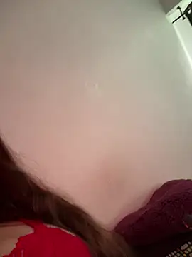 lola  med online show from March 1, 10:45 am