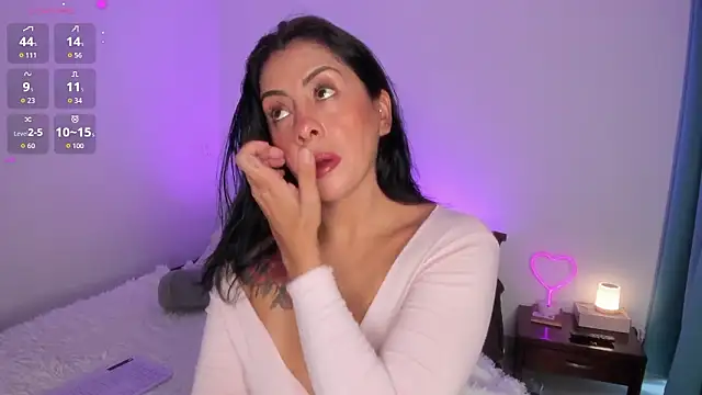  lucianapalmer online show from January 14, 2:09 pm