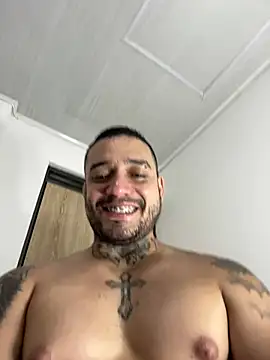 Snapshot of Angelgarcia_ chatting on March 16, 10:42 pm Angelgarcia online show from March 16, 10:42 pm