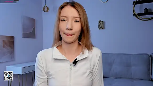 SunnivaCovil online show from March 17, 12:35 pm
