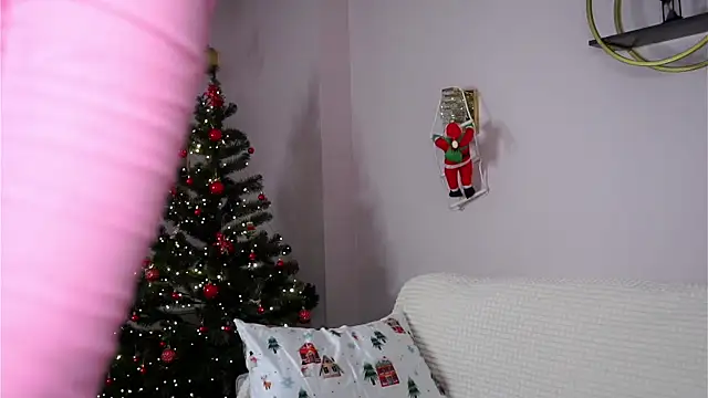 SunnivaCovil online show from January 5, 5:27 pm