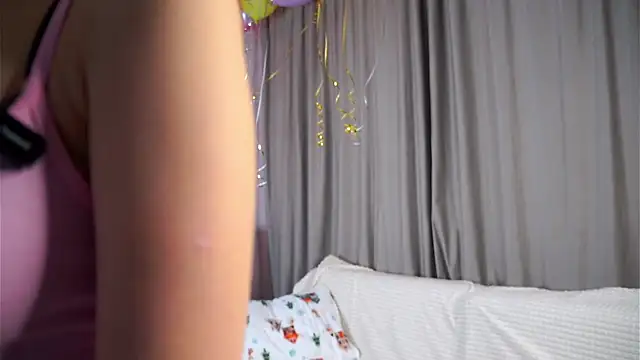 SunnivaCovil online show from January 17, 3:15 pm