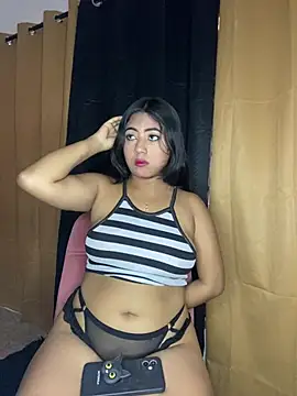 Snapshot of zoe_mount chatting on March 18, 4:17 pm zoe mount online show from March 18, 4:17 pm
