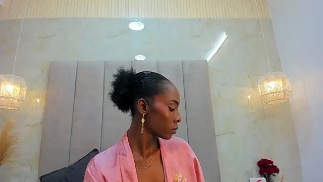 Snapshot of AnnyCampbell chatting on June 17, 3:17 am AnnyCampbell online show from June 17, 3:17 am