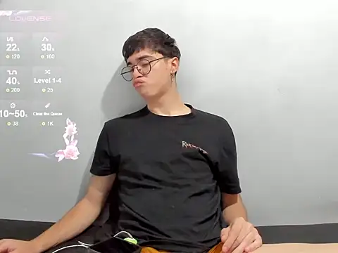 liam orion online show from November 17, 10:58 pm