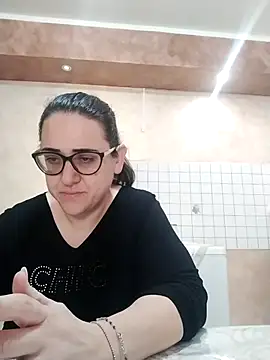 Dolcecurvy online show from November 17, 9:13 am