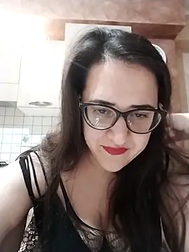 Dolcecurvy online show from February 1, 10:30 pm