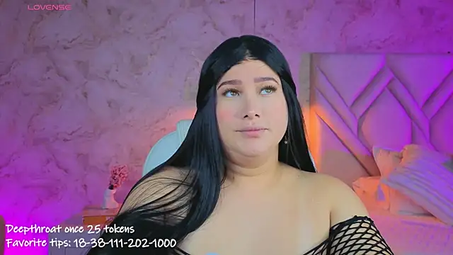 Snapshot of Leaa_Cox chatting on June 18, 8:47 pm Leaa Cox online show from June 18, 8:47 pm