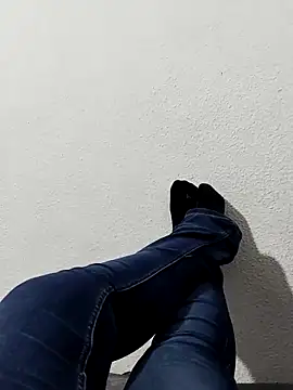 LindosPies online show from March 1, 1:22 am
