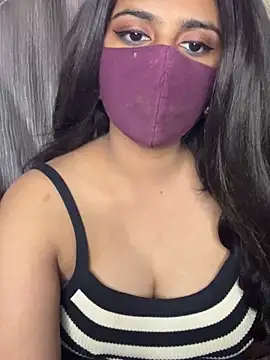 Snapshot of Dishasarmaa05 chatting on October 29, 7:13 pm Dishasarmaa05 online show from October 29, 7:13 pm