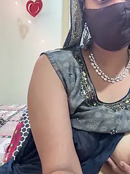 Dishasarmaa05 online show from April 26, 3:20 pm