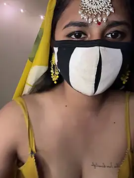 Dishasarmaa05 online show from March 6, 5:08 pm