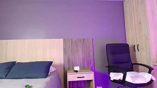 Ashly hills online show from March 2, 6:27 am