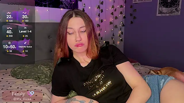 Dita Redrum online show from October 23, 3:10 pm