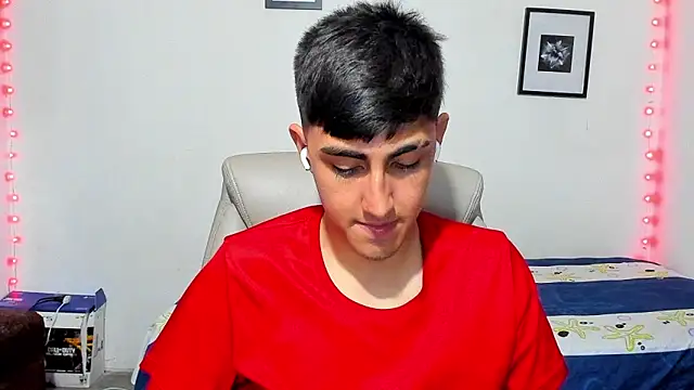 babymaik online show from November 8, 5:44 am