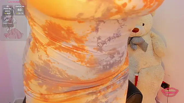 MIaloveone  online show from November 15, 9:02 am