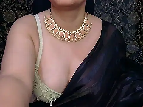 Snapshot of MilkyQueen69 chatting on March 22, 6:03 pm MilkyQueen69 online show from March 22, 6:03 pm