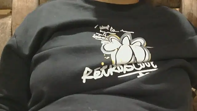 MilkyQueen69 online show from February 13, 5:46 pm