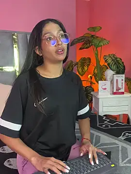 Tyla Ks online show from March 20, 1:35 am