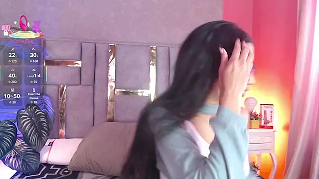 Tyla Ks online show from November 14, 7:39 pm