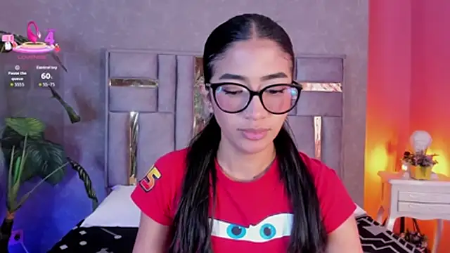 Snapshot of Tyla_Ks chatting on June 10, 8:10 pm Tyla Ks online show from June 10, 8:10 pm