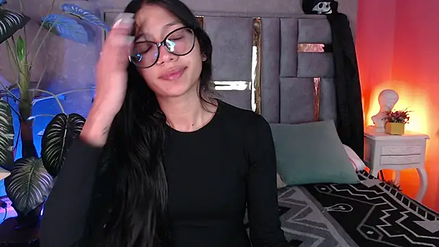 Tyla Ks online show from October 24, 7:57 pm