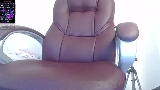 Mature 2025 online show from February 26, 6:41 pm