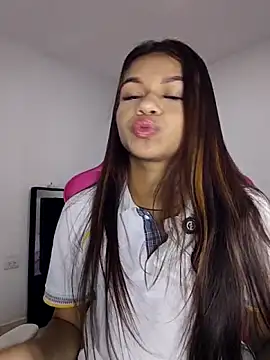 sophia ramirez12 online show from May 20, 9:34 pm