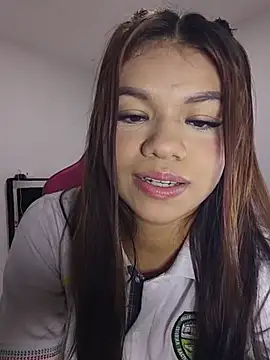 Snapshot of sophia_ramirez12 chatting on July 21, 1:41 am sophia ramirez12 online show from July 21, 1:41 am