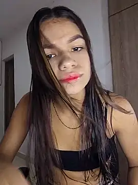 Snapshot of sophia_ramirez12 chatting on October 20, 1:51 am sophia ramirez12 online show from October 20, 1:51 am