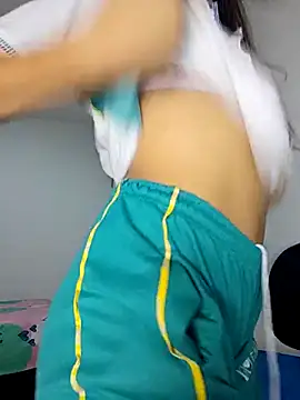 Snapshot of sophia_ramirez12 chatting on November 5, 12:25 am sophia ramirez12 online show from November 5, 12:25 am