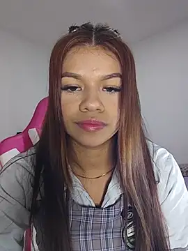 Snapshot of sophia_ramirez12 chatting on June 18, 11:43 pm sophia ramirez12 online show from June 18, 11:43 pm