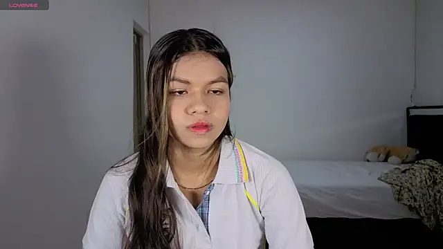 Snapshot of sophia_ramirez12 chatting on September 15, 11:05 pm sophia ramirez12 online show from September 15, 11:05 pm