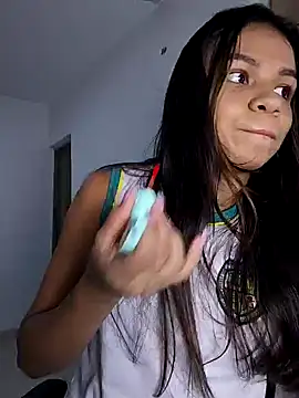 Snapshot of sophia_ramirez12 chatting on November 11, 12:05 am sophia ramirez12 online show from November 11, 12:05 am