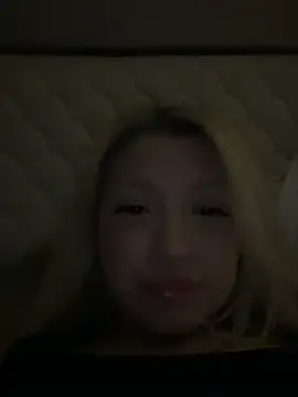 Snapshot of laraaaaaa chatting on March 17, 10:08 pm laraaaaaa online show from March 17, 10:08 pm