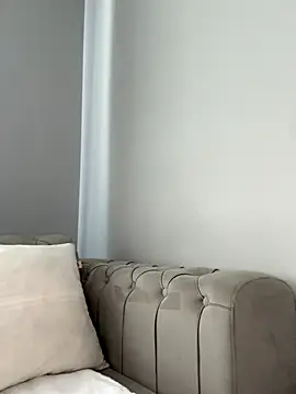 Snapshot of laraaaaaa chatting on November 2, 6:07 am laraaaaaa online show from November 2, 6:07 am