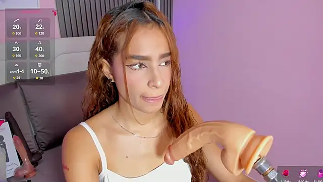 honey sofii  online show from April 22, 11:39 am