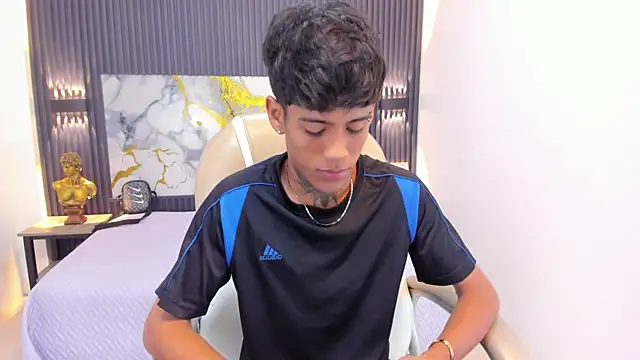 RyanKing19 online show from September 20, 4:17 am