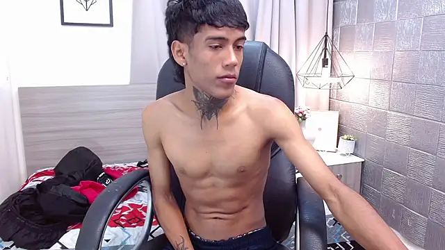 RyanKing19 online show from February 22, 12:18 pm