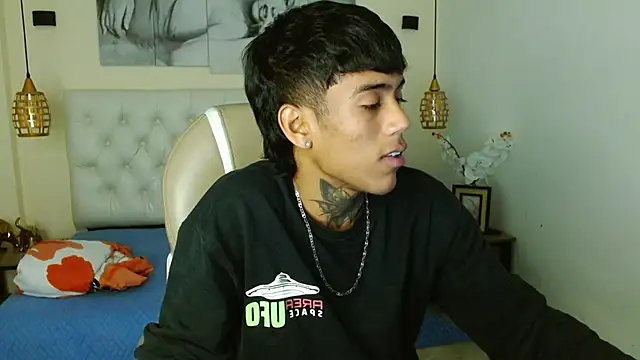 RyanKing19 online show from February 25, 1:43 pm