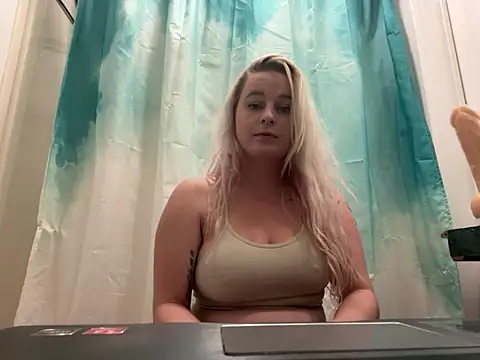 sexylilb17 online show from March 16, 9:58 pm