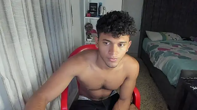 Fox2evans online show from February 5, 9:05 am