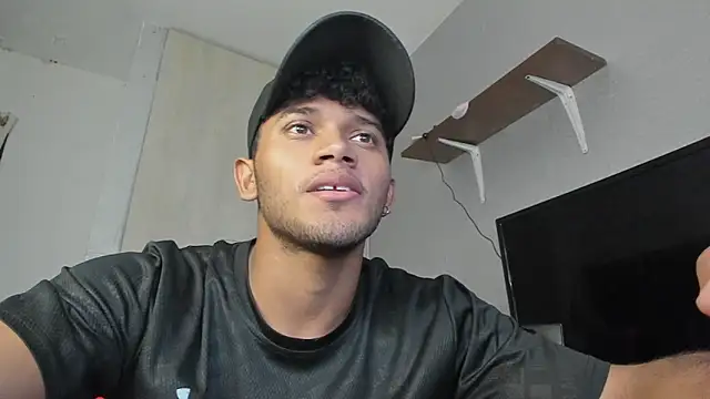 Fox2evans online show from February 21, 7:32 am