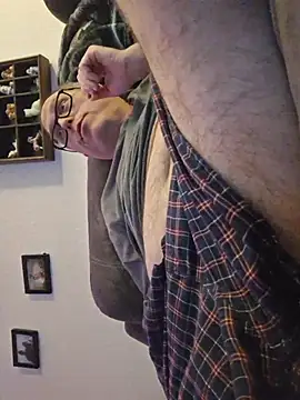 Smallone327 online show from February 1, 6:11 am