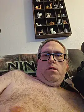 Smallone327 online show from November 2, 4:50 am