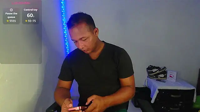 Gooss cum online show from January 10, 5:03 am