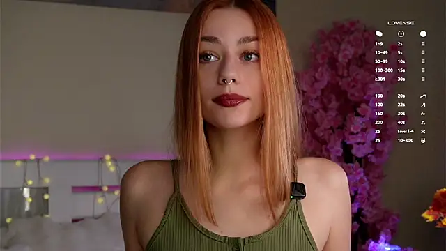 EmilaMills online show from November 22, 12:54 am