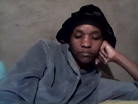 Snapshot of sexybigass31 chatting on July 5, 4:19 am sexybigass31 online show from July 5, 4:19 am