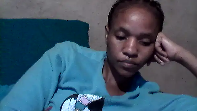 Snapshot of sexybigass31 chatting on May 28, 2:08 am sexybigass31 online show from May 28, 2:08 am