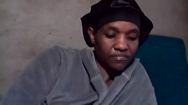 Snapshot of sexybigass31 chatting on July 11, 4:57 am sexybigass31 online show from July 11, 4:57 am